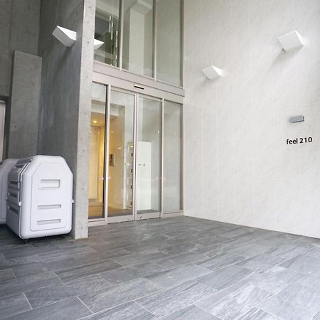 Momo Premium 403 Apartment Sapporo Bagian luar foto